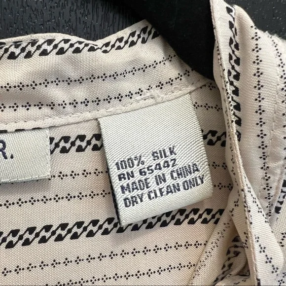 Ann Taylor Womens Button Up Blouse Long Sleeves Size Small - Picture 6 of 6